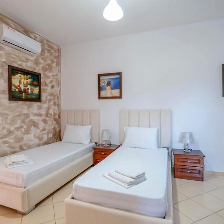 Eleni Guest House Saranda Kültér fotó