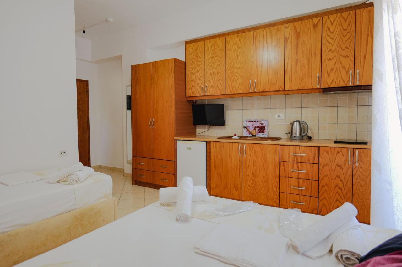 Eleni Guest House Saranda Kültér fotó