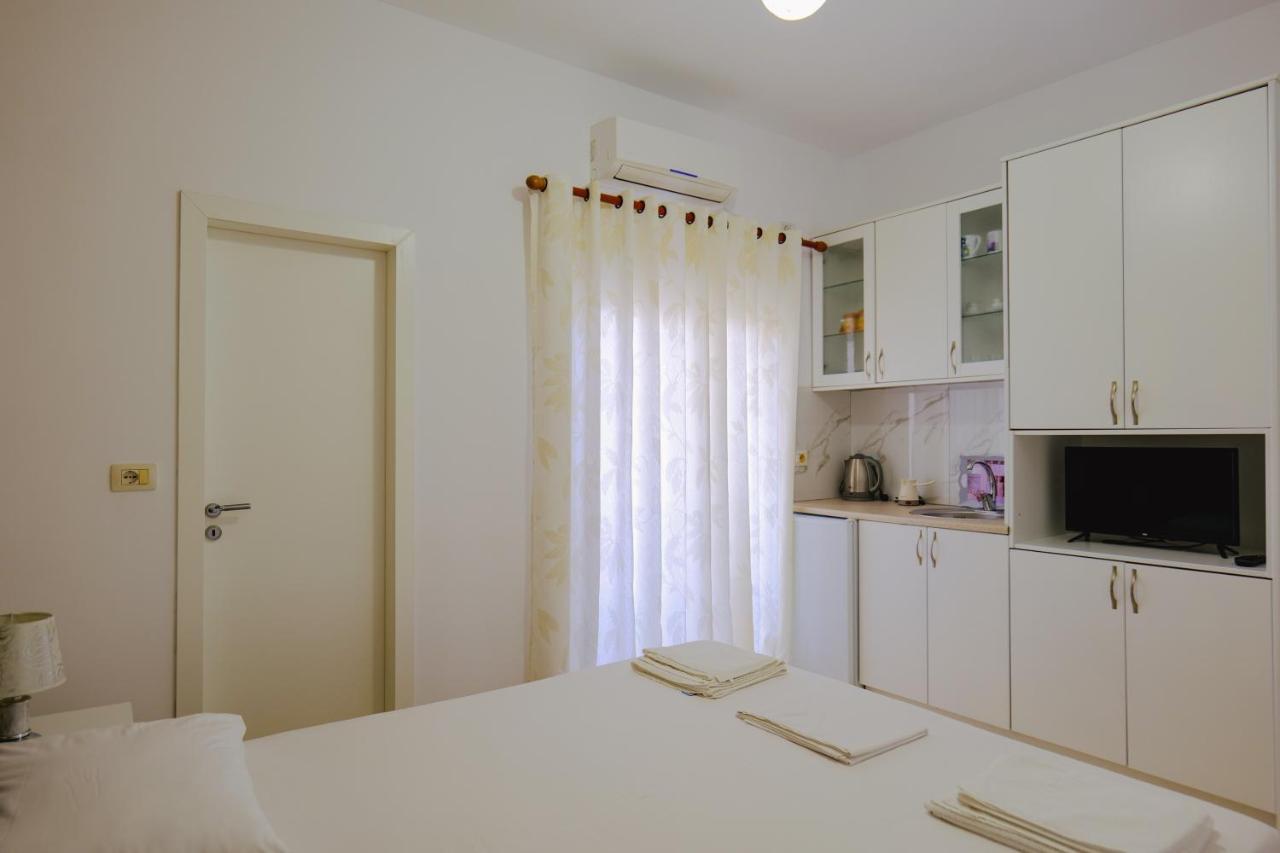Eleni Guest House Saranda Kültér fotó
