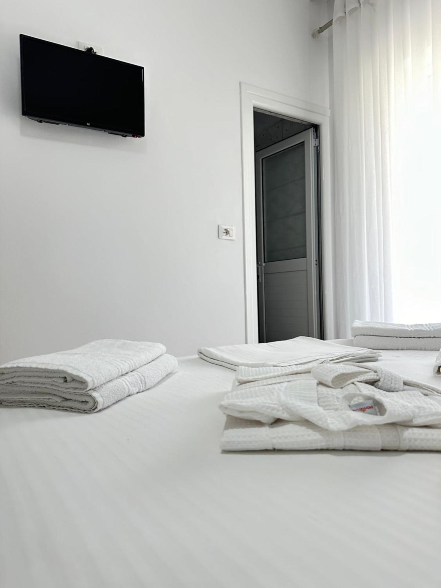 Eleni Guest House Saranda Kültér fotó